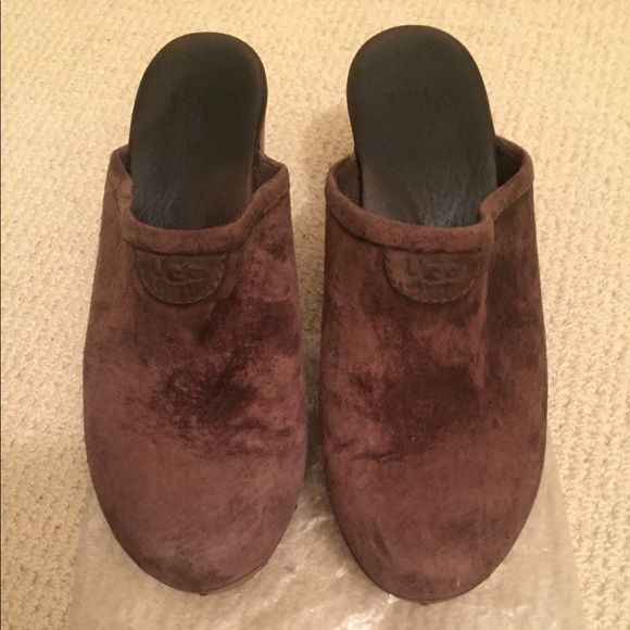 UGG Shoes - Ugg clogs. Size 7